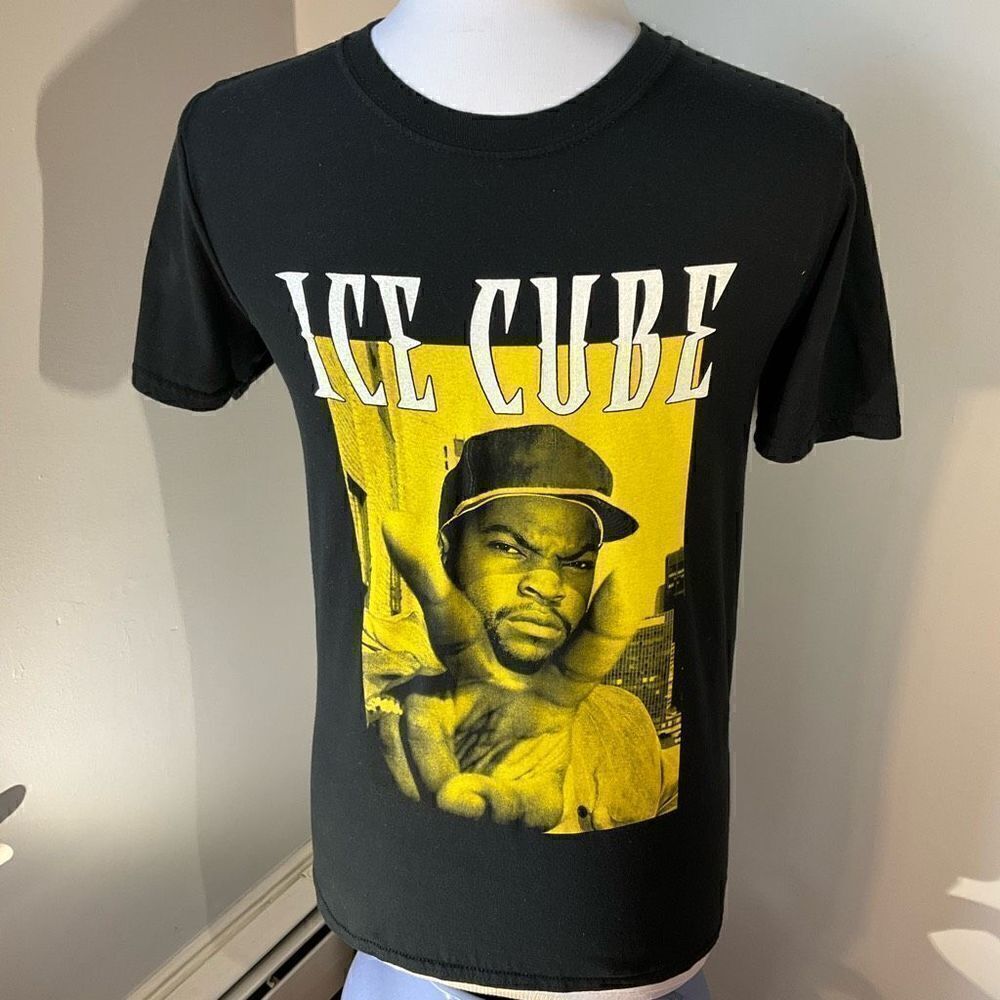 Ice Cube TShirt, Black with Yellow Peace Sign Graphic, Small